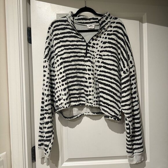 LNA Volley Sweatshirt - Picture 6 of 7